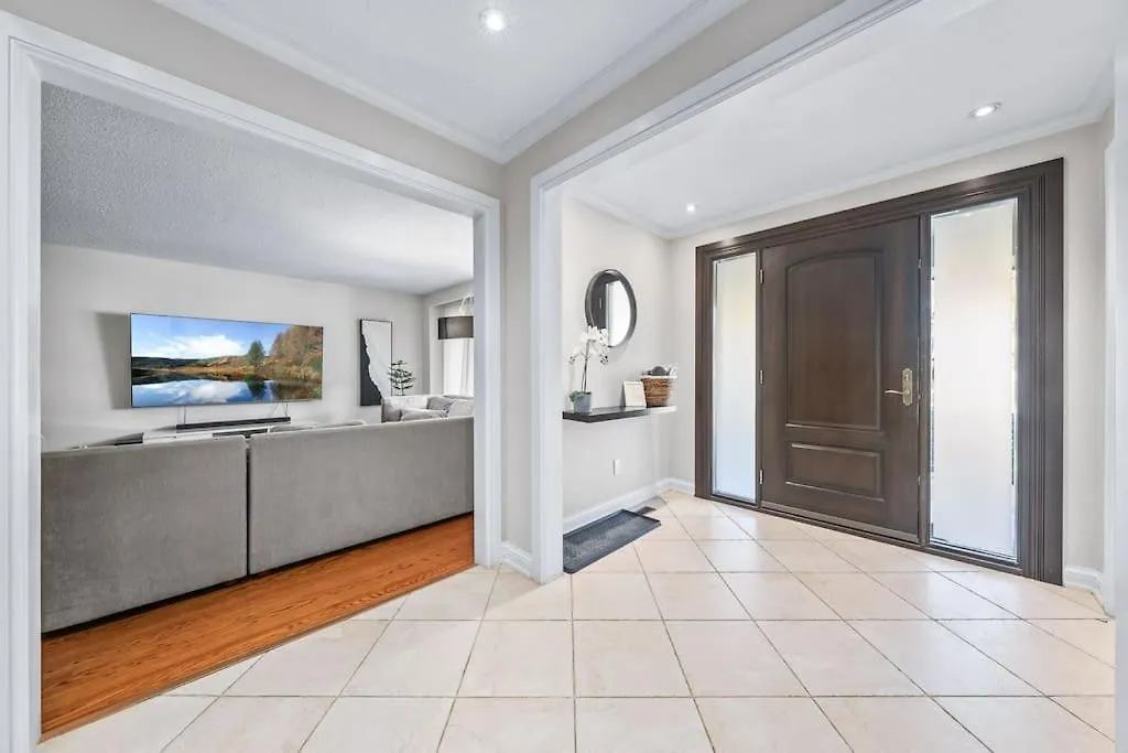 Spacious Bedroom With Garden View, Fridge, Workspace