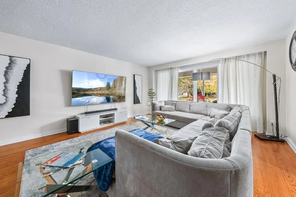 Spacious Bedroom With Garden View, Fridge, Workspace